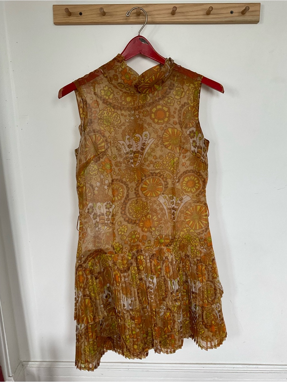 Vintage Orange Floral Sleeveless Mini Dress